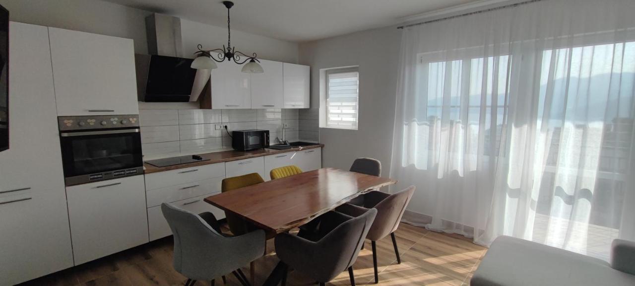 리예카 Modern And Cosy With Panorama View 아파트 외부 사진